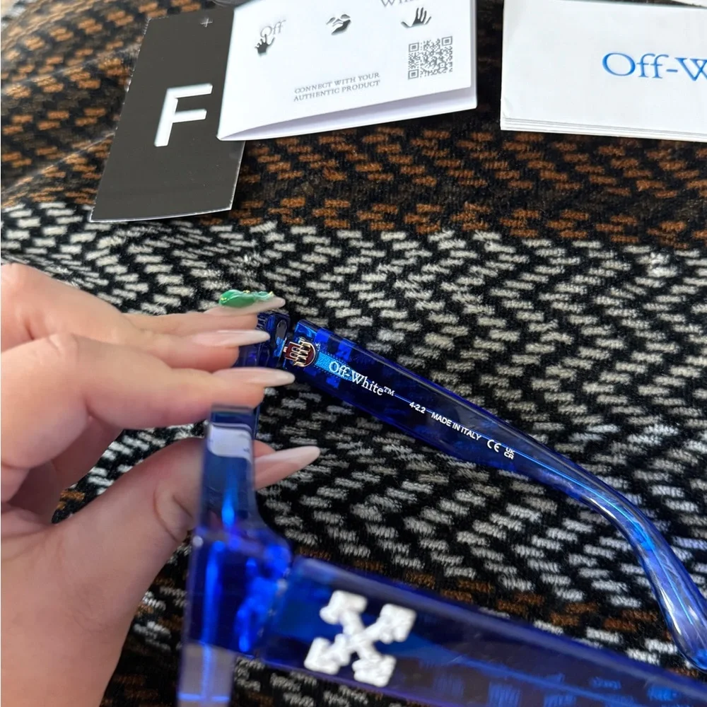 Off-White Blue Transparent Rectangular Sunglasses with Silver Logo